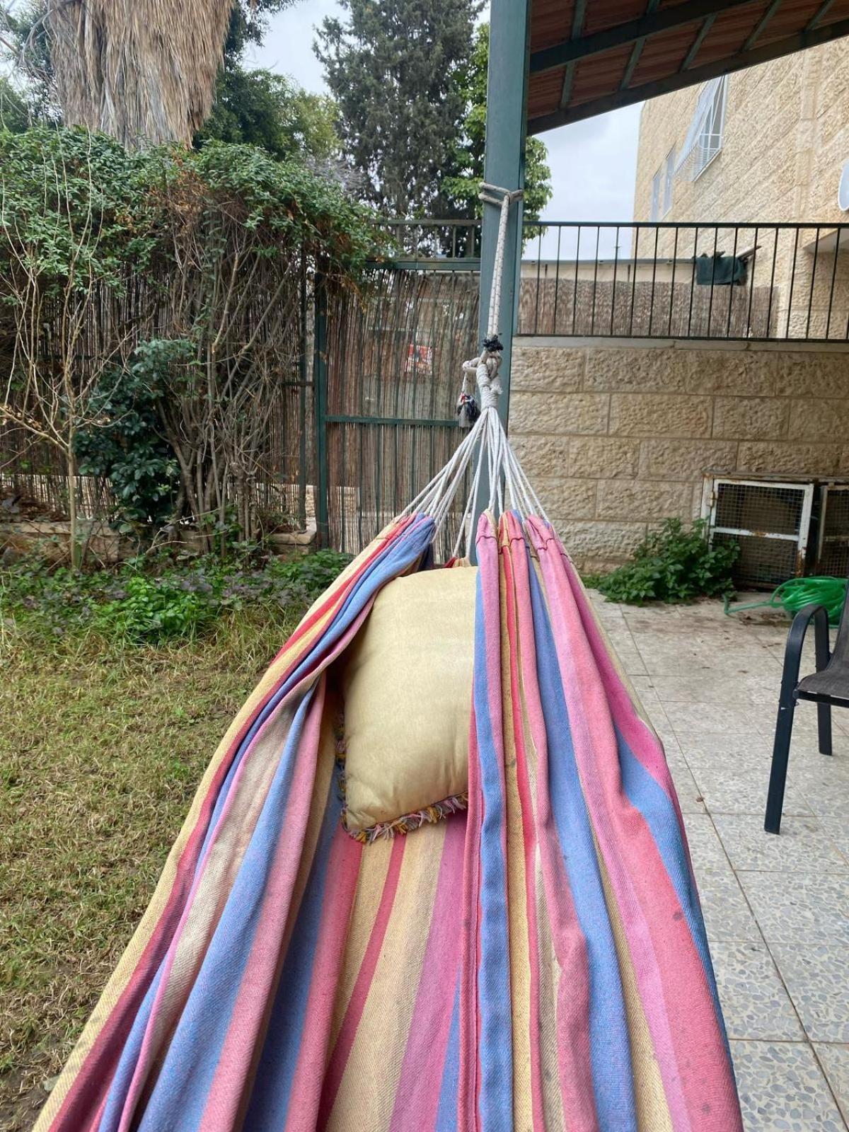 Appartement דירת גן מרווחת במיקום מעולה עם נטפליקס חינמי à Ma'ale Adumim Extérieur photo