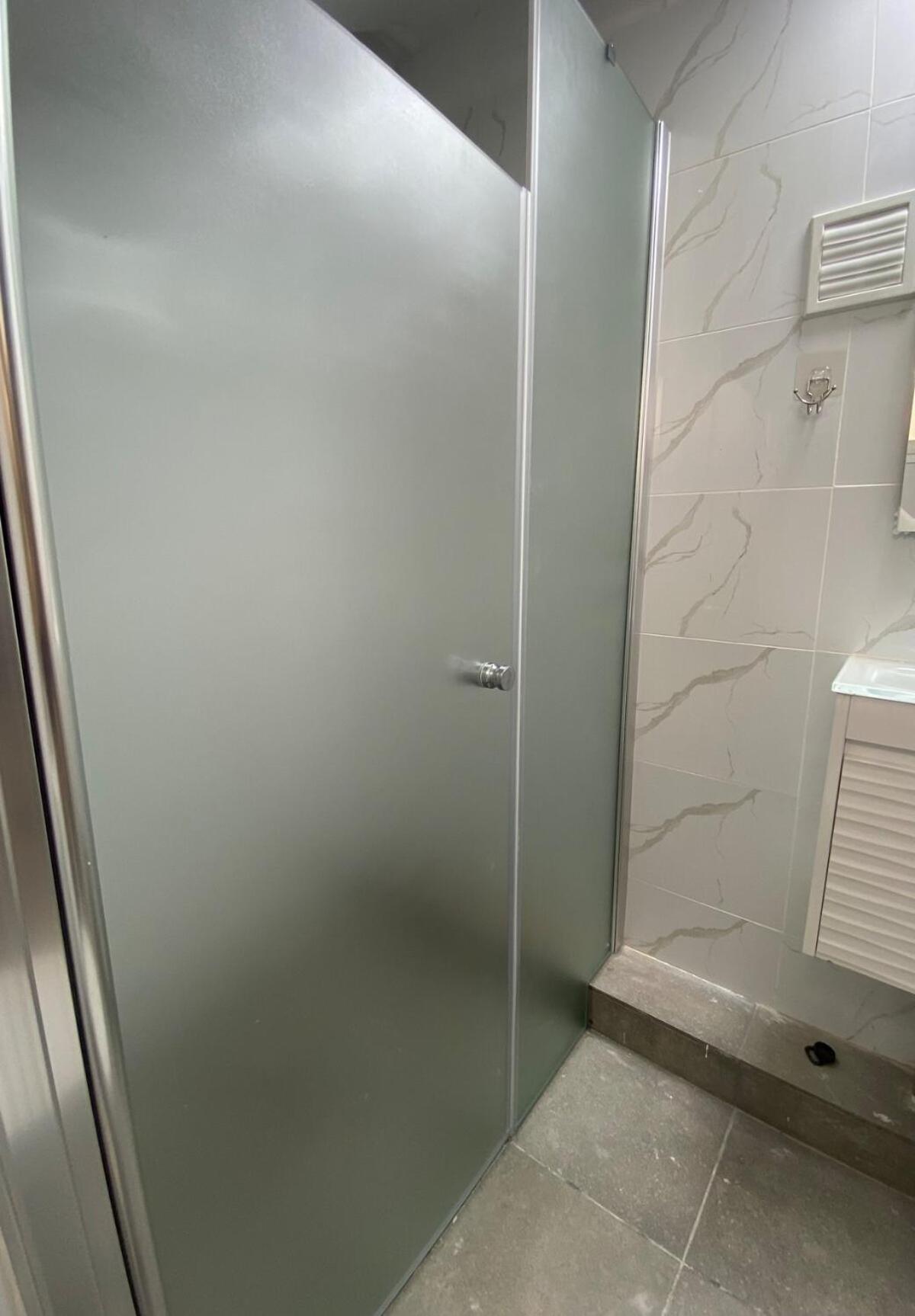 Appartement דירת גן מרווחת במיקום מעולה עם נטפליקס חינמי à Ma'ale Adumim Extérieur photo